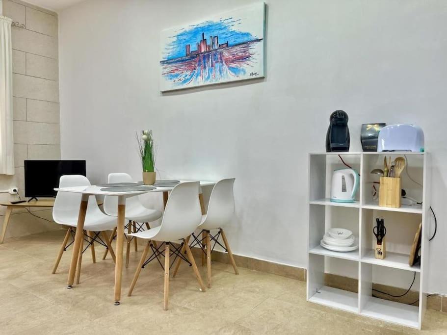 Carpediem Apart Alicante Centro Bajo A Екстериор снимка