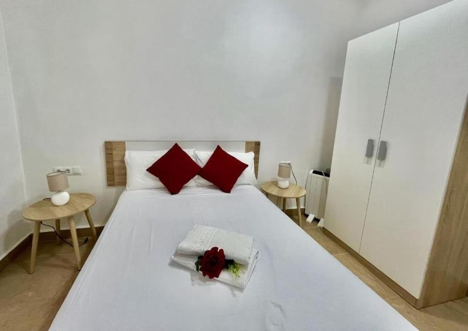 Carpediem Apart Alicante Centro Bajo A Екстериор снимка
