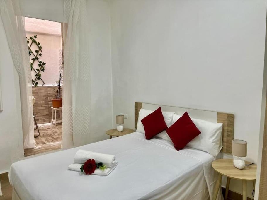 Carpediem Apart Alicante Centro Bajo A Екстериор снимка